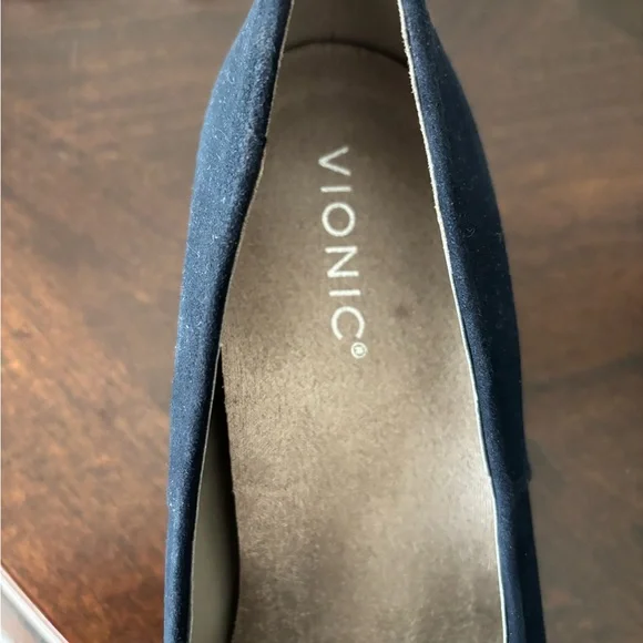 Vionic Willa Navy Blue suede wedge Size 8. - Picture 3 of 7